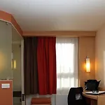 Ibis Centre Polygone 酒店 3*