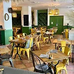 Ibis Centre Polygone 3*