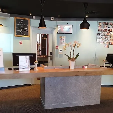 Hotel Ibis Centre Polygone 3*