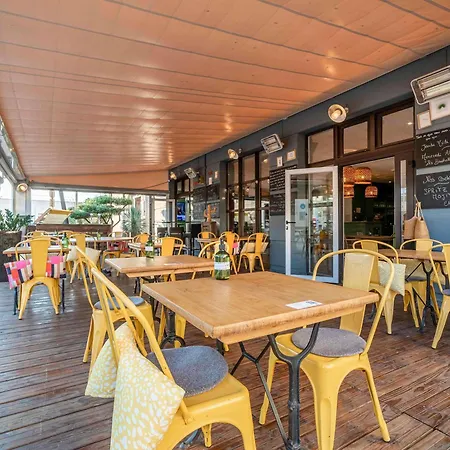 Ibis Centre Polygone Otel 3*
