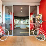 Ibis Centre Polygone