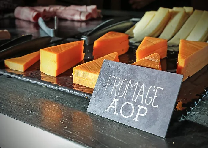 Ibis Centre Polygone 3*